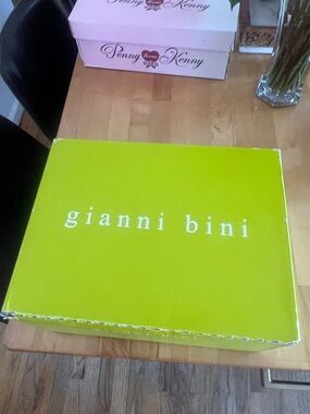 Gianni Bini Lime Green Shoe Box with White Logo